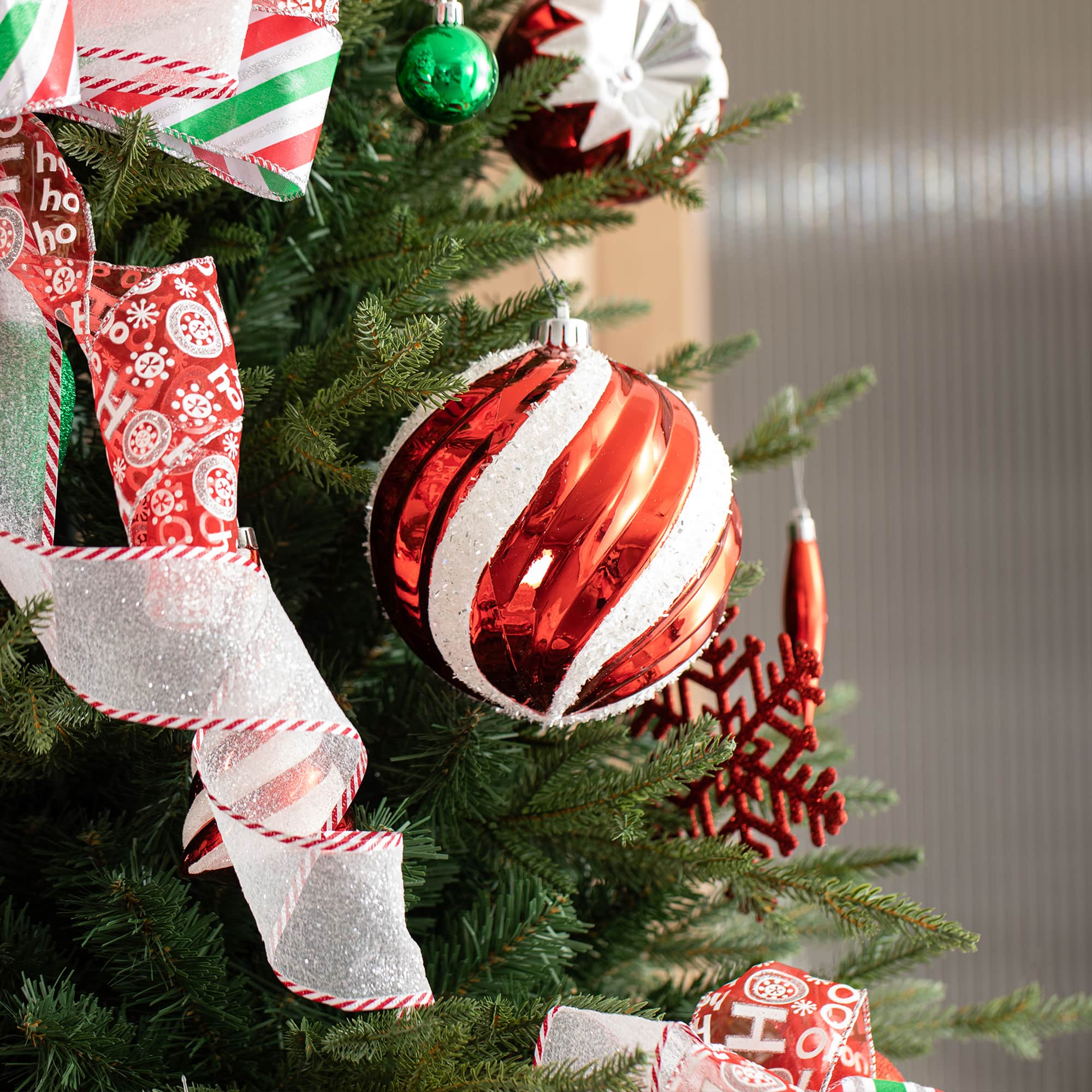 Glitzhome® 18 Pack Whimsical Red & Green Deluxe Large Ornaments